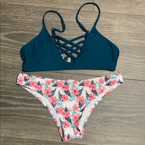 Tropical bikini set